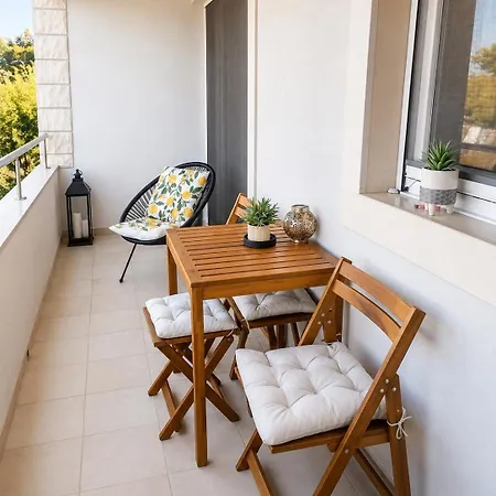Apartamento Lara *